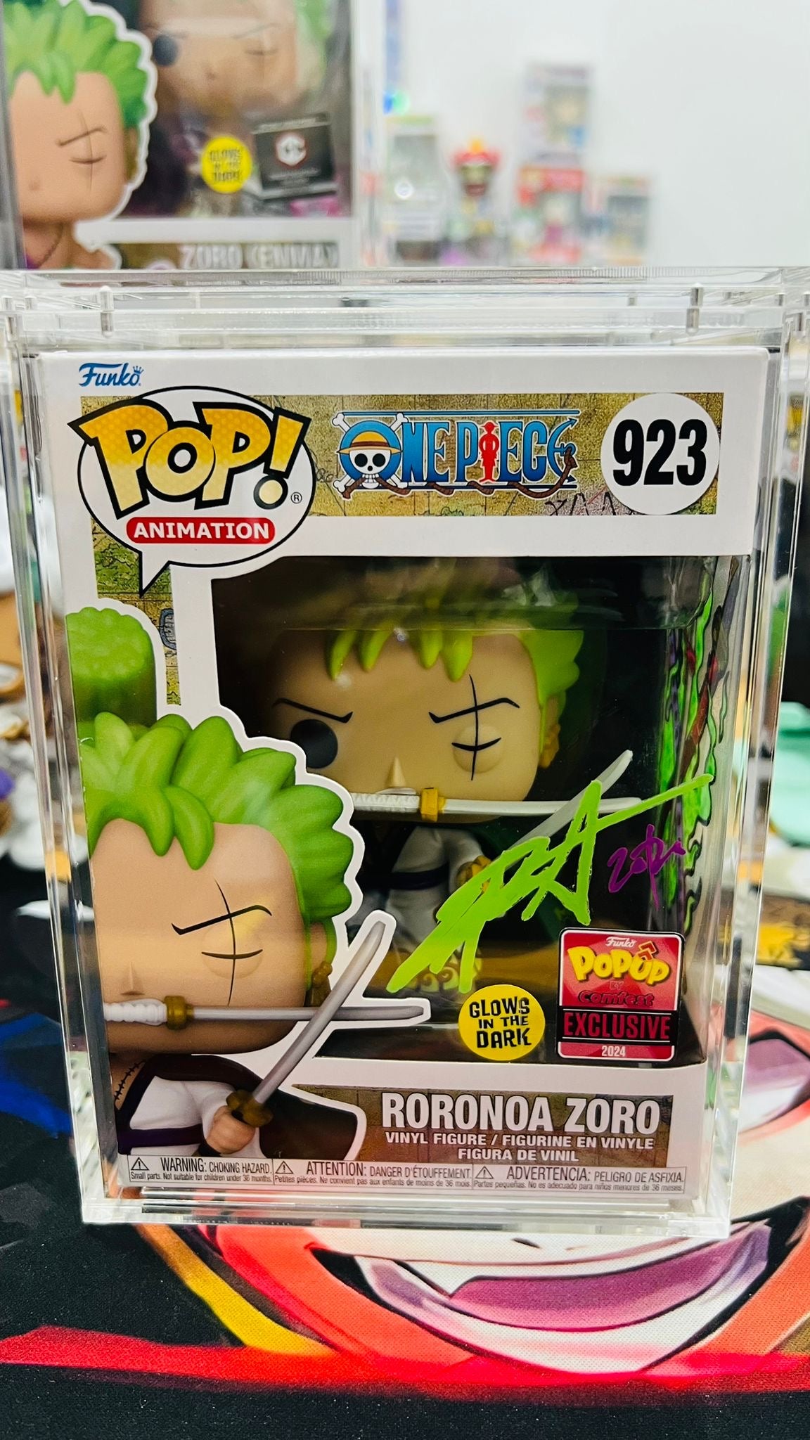 One piece : Roronoa Zoro Wano Series - Sign by EVA with Art Sketch ( Popup - UAE Comfest 2024 Exclusives) Glow in the Dark with Magnetic Hardstack