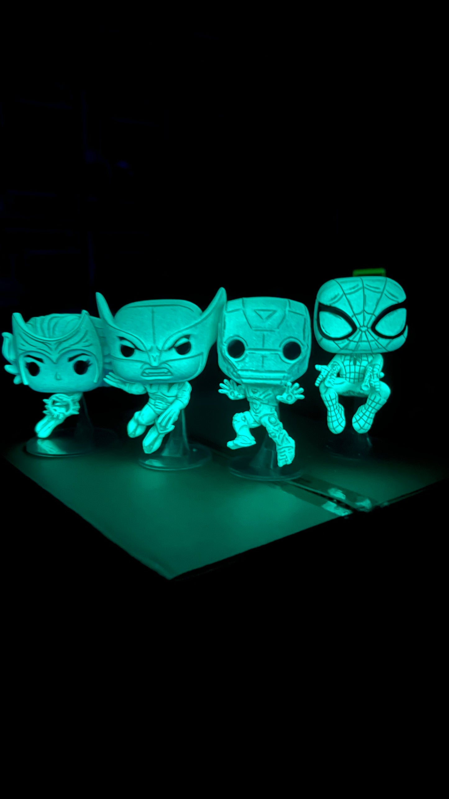 Spiderman Glow in the Dark - BossExclusives Custom Glow with Magnectic Hardstack (Copy)