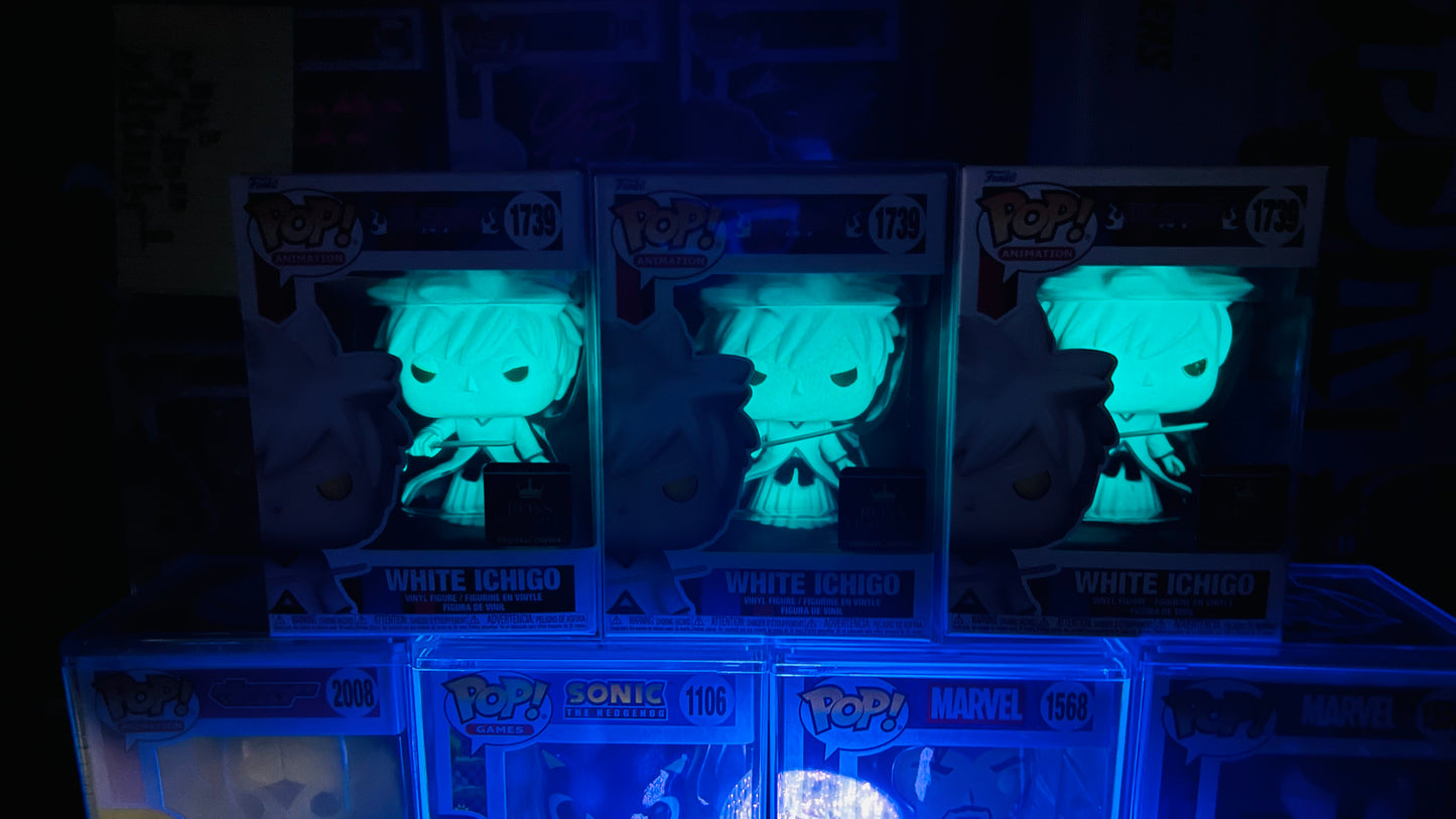 Funko Pop! Bleach White Ichigo Glow! BossExclusives Custom! With Magnetic Hardstack