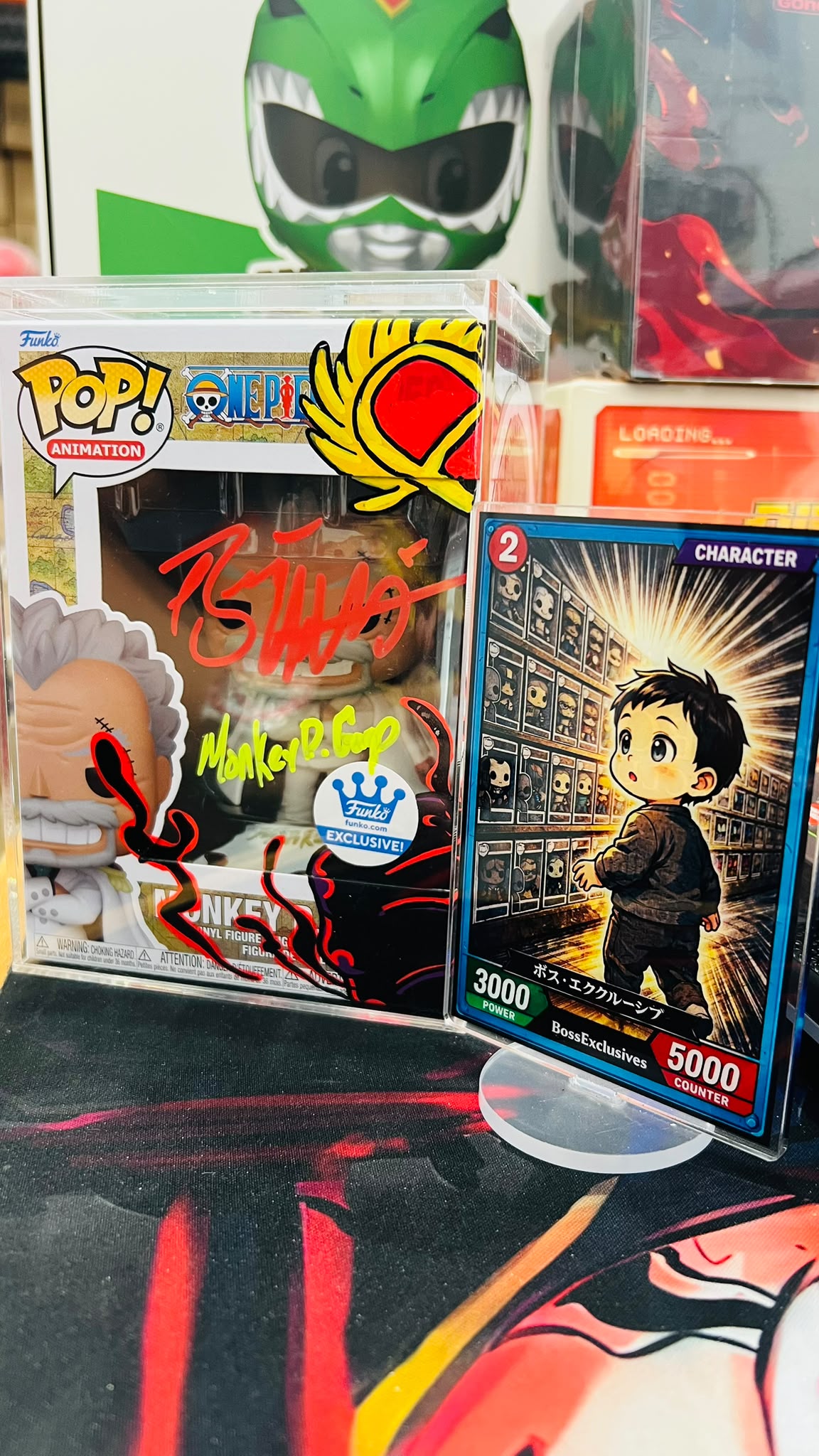 One Piece - Garp Signature With Cert of Authentic & Magnectic Hardstack